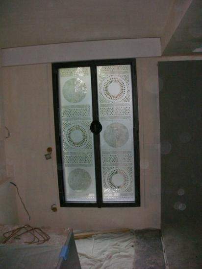 Fenêtre métallique Stains