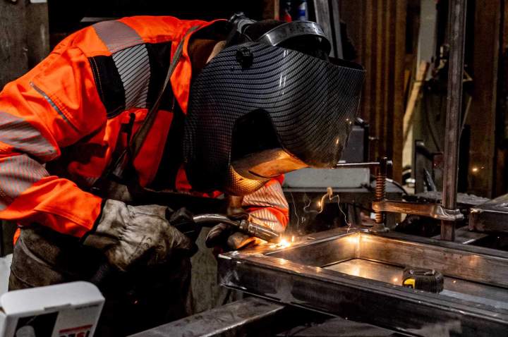 Menuisier métallique Stains