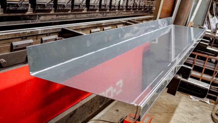 Plaque de tôle Stains