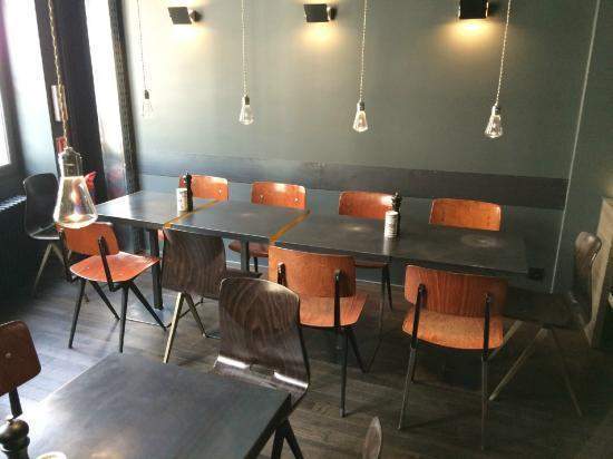 Meubles métalliques Stains